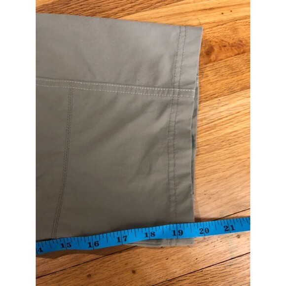 Kuhl Capri Pants Women's 10 Light Gray Cargo Pockets Regular Fit Straight Leg - Picture 4 of 6